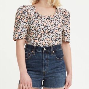 Levi's Louise Smocked Crop Top in Vanessa Floral Size small new with tags
